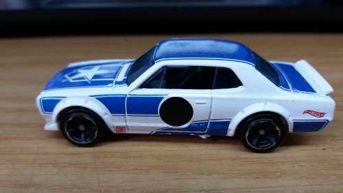 Hotwheels: Nissan Skyline H/T 2000GT-X