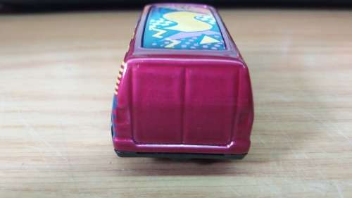Hotwheels: Custom `77 Dodge Van
