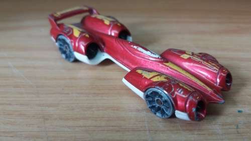 Hotwheels: 4Ward Speed Red (2015 HW Space Team 2/5)