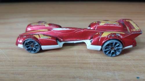 Hotwheels: 4Ward Speed Red (2015 HW Space Team 2/5)