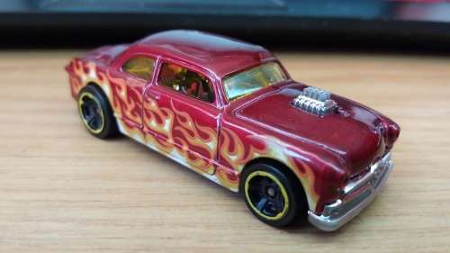 Hotwheels: 1949 Ford `Shoe Box` (2013 HW Showroom American Turbo 8/10)
