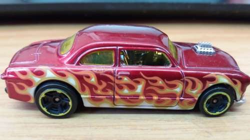 Hotwheels: 1949 Ford `Shoe Box` (2013 HW Showroom American Turbo 8/10)