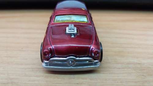 Hotwheels: 1949 Ford `Shoe Box` (2013 HW Showroom American Turbo 8/10)