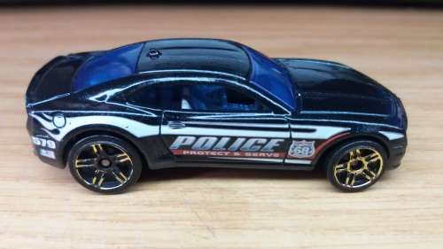 Hotwheels: `10 Camaro SS (2011 Police Pursuit 5-Pack)