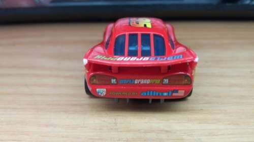 Hotwheels: Disney Cars Lightning McQueen 1:64