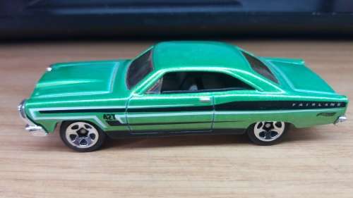 Hotwheels:  `66 Ford Fairlane GT (2012 Muscle Mania - Ford 2/10)