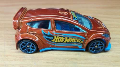 Hotwheels: `12 Ford Fiesta (2019 Multipack Exclusive)