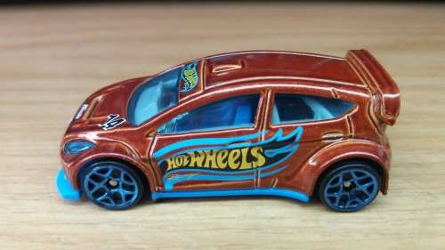 Hotwheels: `12 Ford Fiesta (2019 Multipack Exclusive)