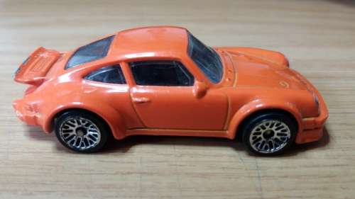 Hotwheels: Porsche 934 Turbo RSR (2014 HW City: Planet Heroes)