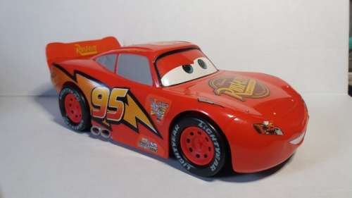 Disney Pixar: Lightning McQueen (Cars Movie) Plastic (L22cm x W12cm)