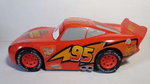 Disney Pixar: Lightning McQueen (Cars Movie) Plastic (L22cm x W12cm)