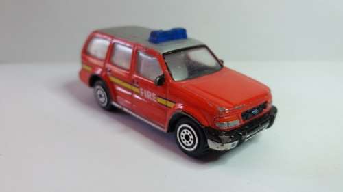 Realtoy: Ford Explorer Emergency Vehicle - Fire