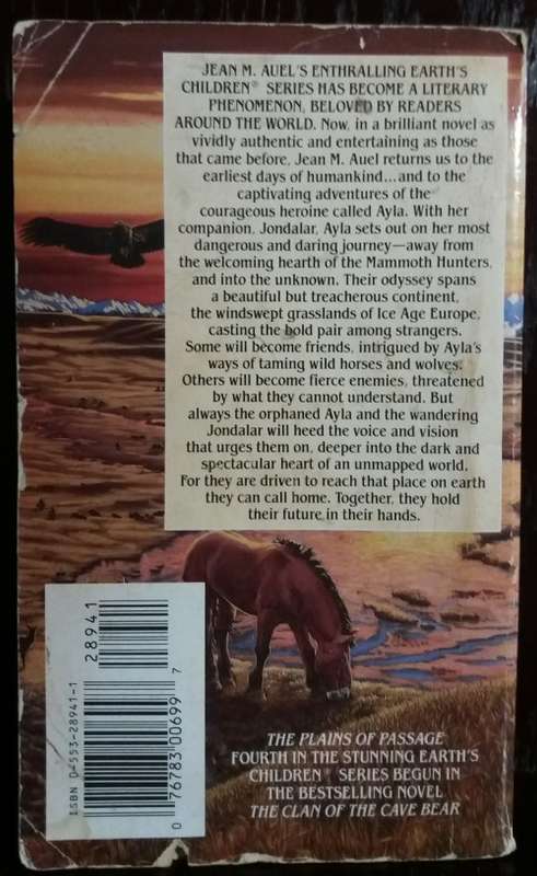Books: The Plains of Passage - byJean M.Auel