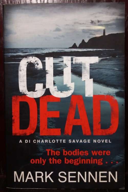 Cut Dead - Mark Sennen