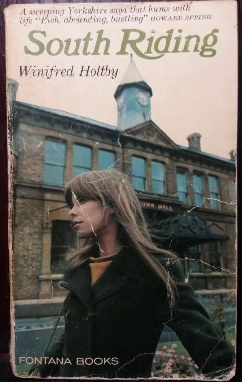 South Riding - Winifred Holtby (Small Paperback)