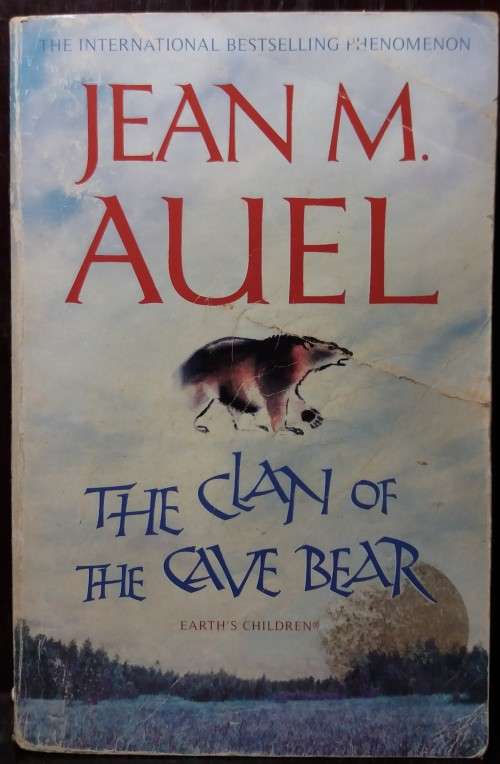 Books: The Clan of the Cave Bear - Jean M. Auel