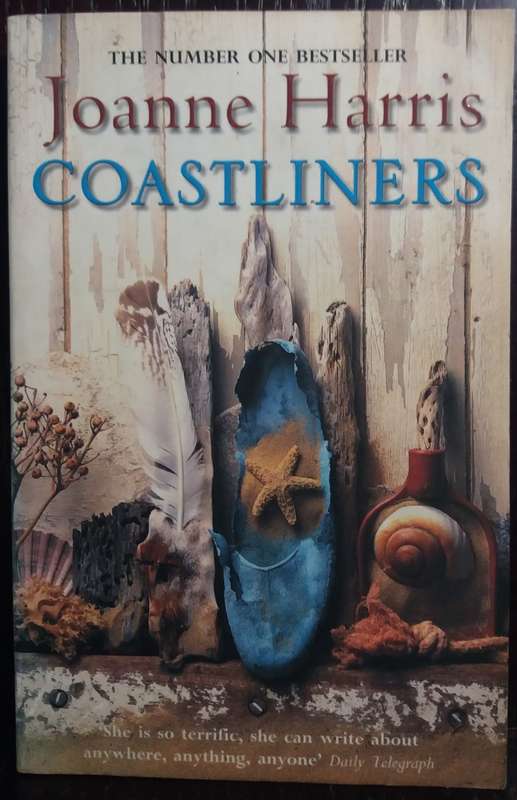 Coastliners - Joanne Harris (Medium Paperback)
