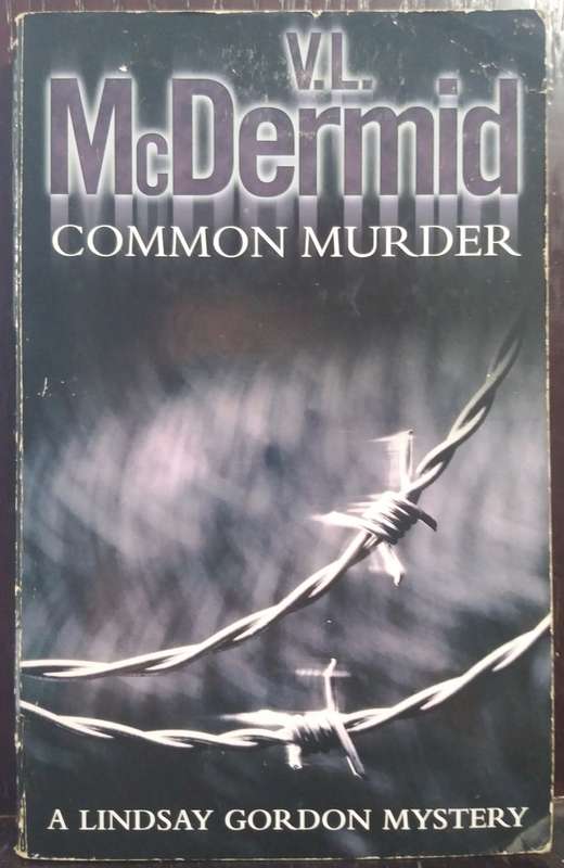 Common Murder - V.L McDermid (Small Paperback)