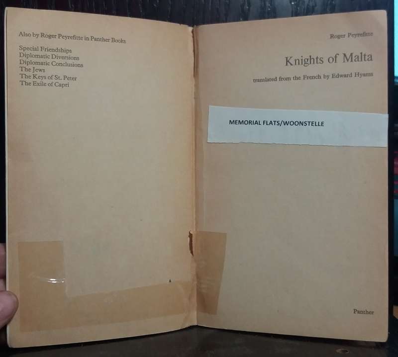 Knights of Malta - Roger Peyrefitte (Small Paperback)