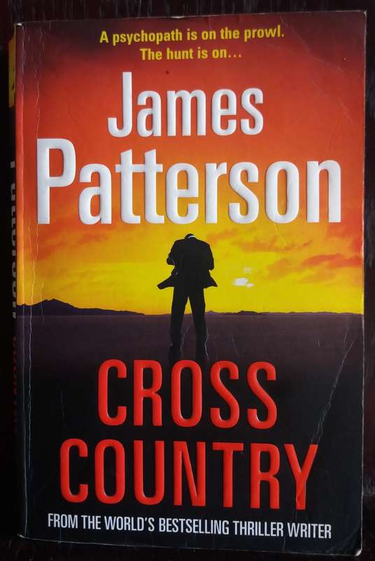 Cross Country - James Patterson