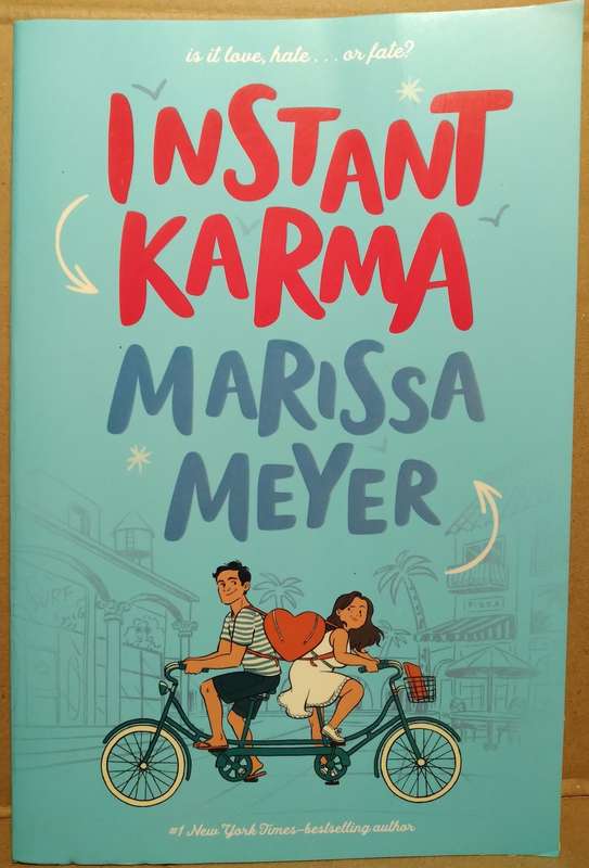 Instant Karma - Marissa Meyer (Large Paperback)