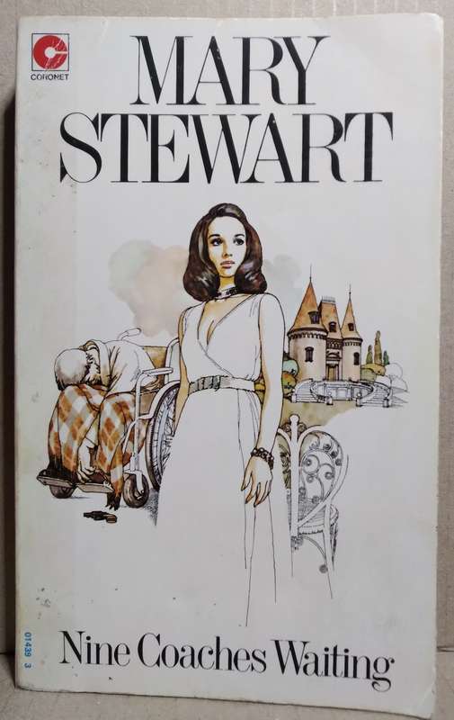 Nine Coaches Waiting - Mary Steward (Small Paperback)