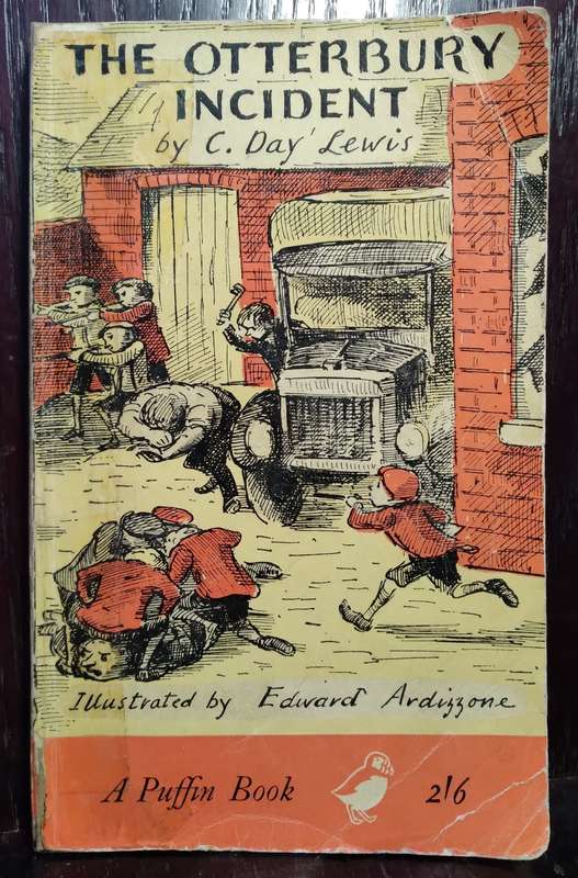 The Otterbury Incident - C. Day Lewis (1961 Puffin) (Small Paperback)