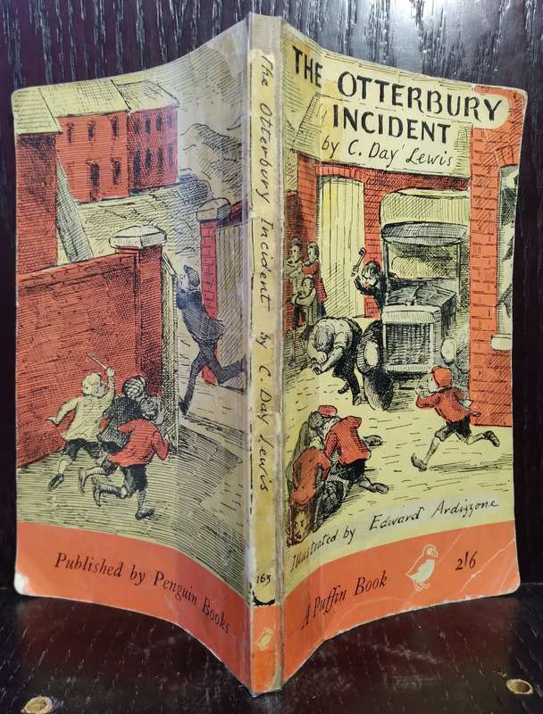 The Otterbury Incident - C. Day Lewis (1961 Puffin) (Small Paperback)