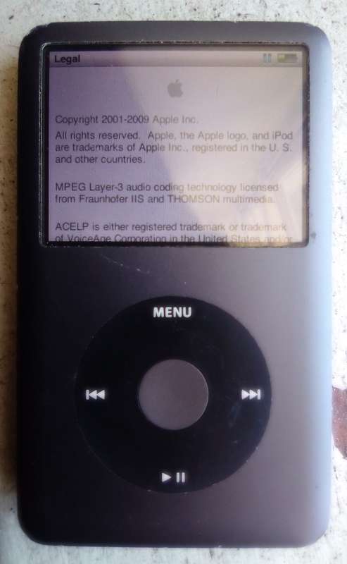 *** RARE *** APPLE I-POD CLASSIC 160gb - 6th GENERATION - R2500 Market Value