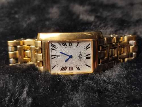 Rotary Mens Savanah Tank watch.