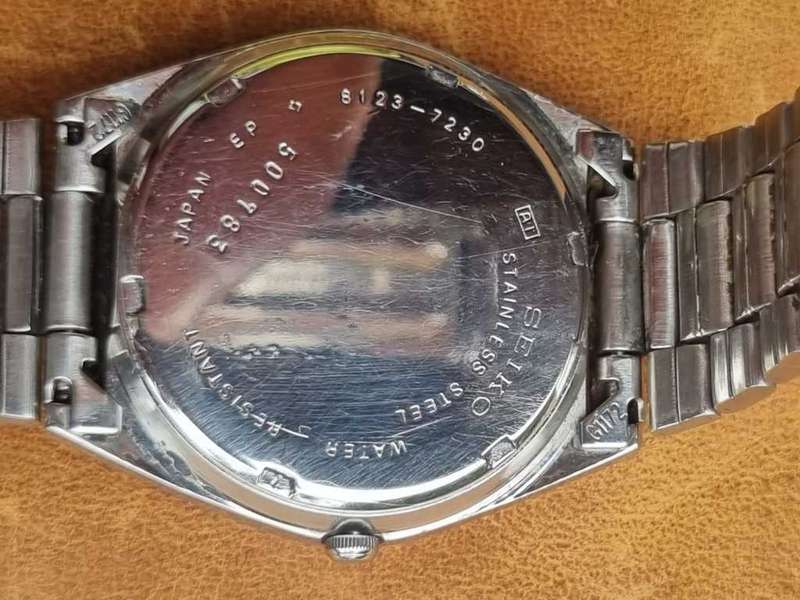 Seiko 8123-7230 quartz