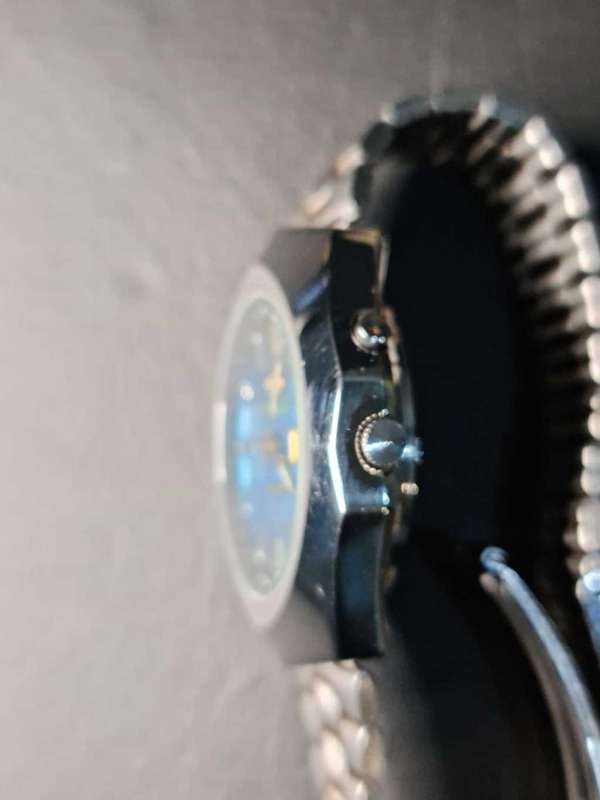 Stunning Vintage Orient 3 Star Blue dial automatic in near new condition.