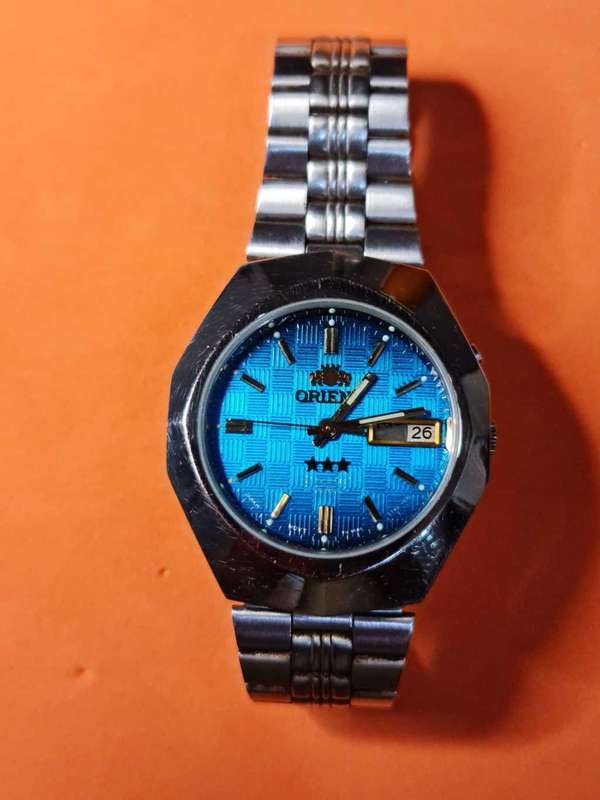 Stunning Vintage Orient 3 Star Blue dial automatic in near new condition.