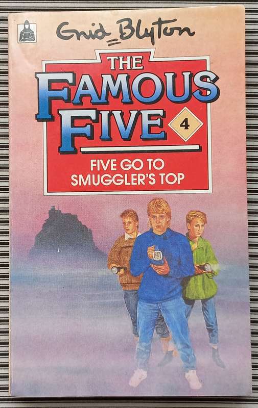 Famous Five, Five go to smuggler`s top - Enid Blyton