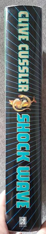 Shock Wave - Clive Cussler 1996 First edition Hardcover