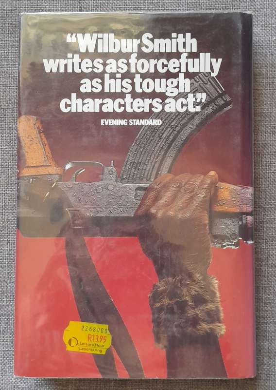 The Leopard hunts in darkness - Wilbur Smith Hardcover 1984 first edition in excellent condition