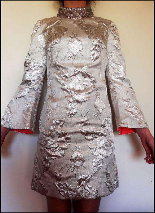 RETRO 1970'S SILVER DISCO DRESS!!! WITH SEQUINED COLLAR - A MUST HAVE!!