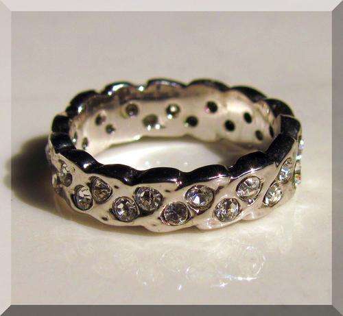 STUNNING!!! CZ DIAMONDS SET IN 18K WHITE GOLD GP