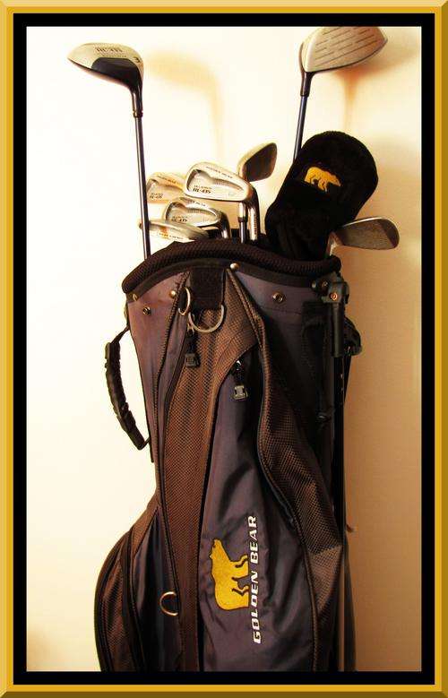 READY TO USE!!! JACK NICKLAUS GOLDEN BEAR GOLF SET & BAG ~ BARGAIN!!!