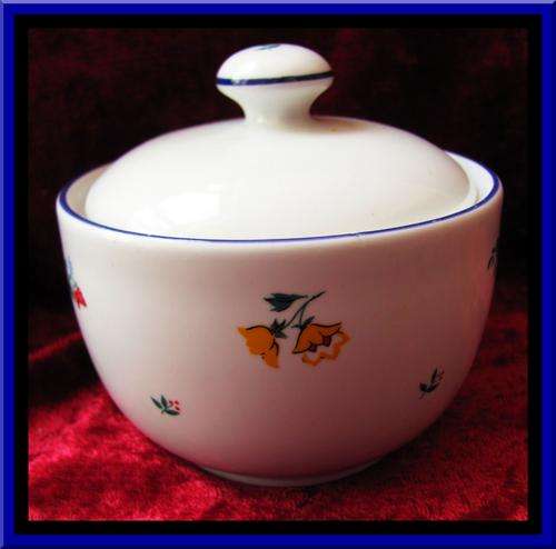EXQUISITE!!! LOVELY CONTINENTAL SUGAR BOWL/JAR