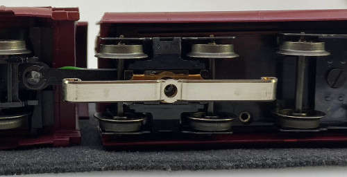 MARKLIN BR 03.10 STREAMLINED LOCO (HO)