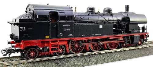Marklin 33072 Tank Loco (DR)