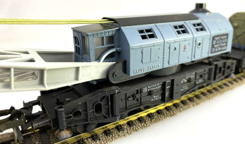 FLEISCHMANN RAILROAD CRANE SET (HO)