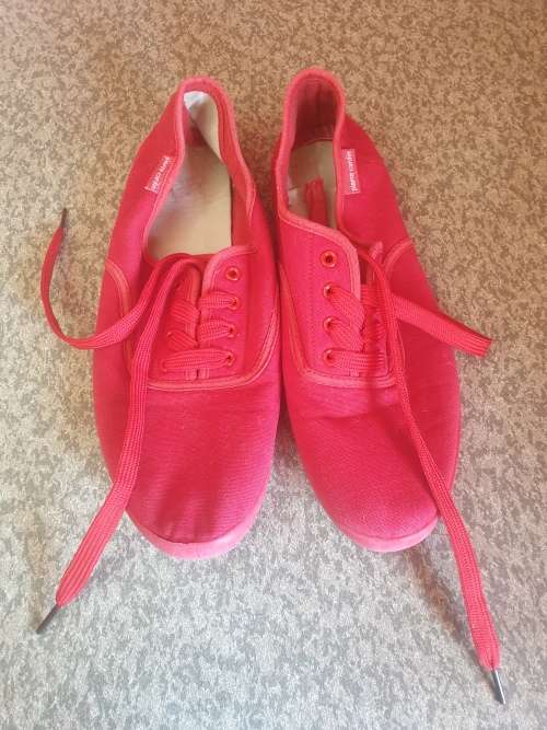 Size 8 Pierre Cardin Shoes