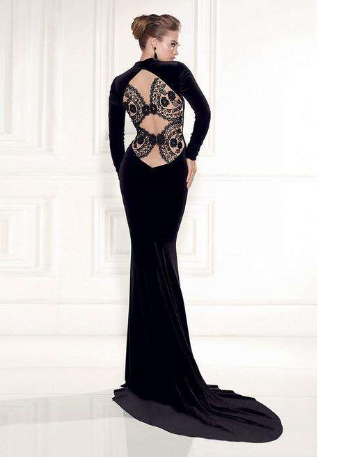Black Evening Dress - - *Door delivery for only R45*