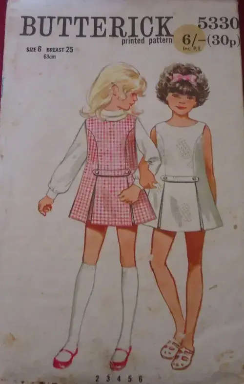 VINTAGE BUTTERICK PATTERN 5330 GIRL`S ONE PIECE DRESS OR PINAFORE SIZE 6 YRS BREAST 25` SEE LISTING