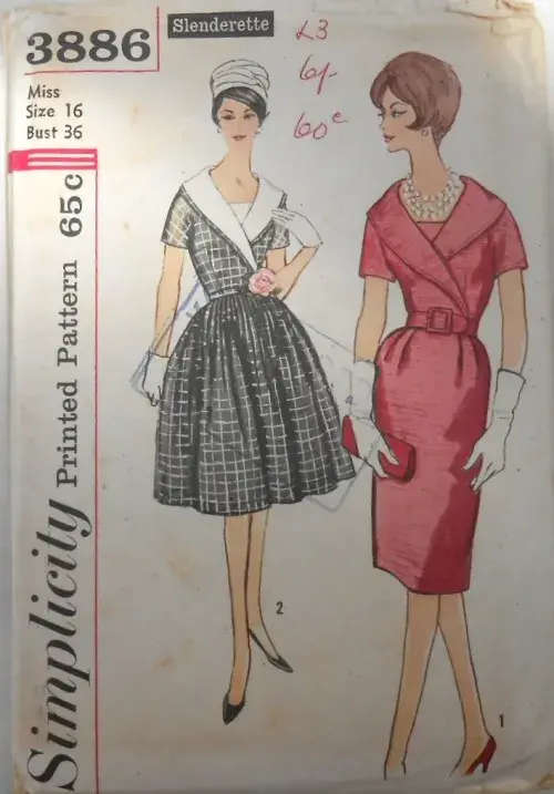 RARE FIND - VINTAGE SIMPLICITY 3886  DRESS-2 SKIRTS- DETACHABLE COLLAR SIZE 16 BUST 36  COMPLETE-UNC