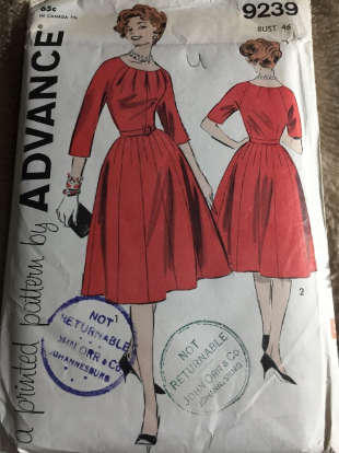 PATTERN ADVANCE 9239 (VINTAGE, UNUSED) - DRESSES (BUST 46) BIG SIZE