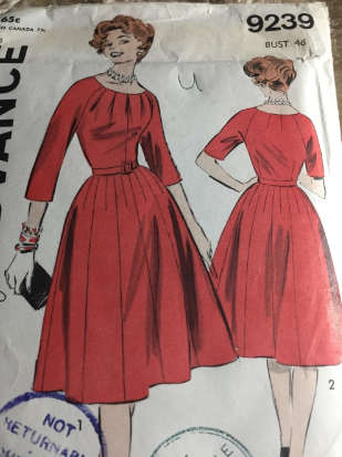 PATTERN ADVANCE 9239 (VINTAGE, UNUSED) - DRESSES (BUST 46) BIG SIZE