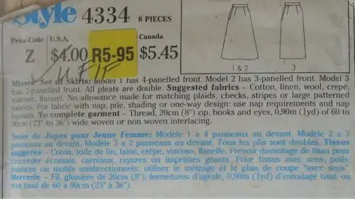 STYLE 4334 SET OF SKIRTS SIZE 8-10-12 WAIST 61-67 CM COMPLETE-UNCUT-F/FOLDED - SEWING PATTERN
